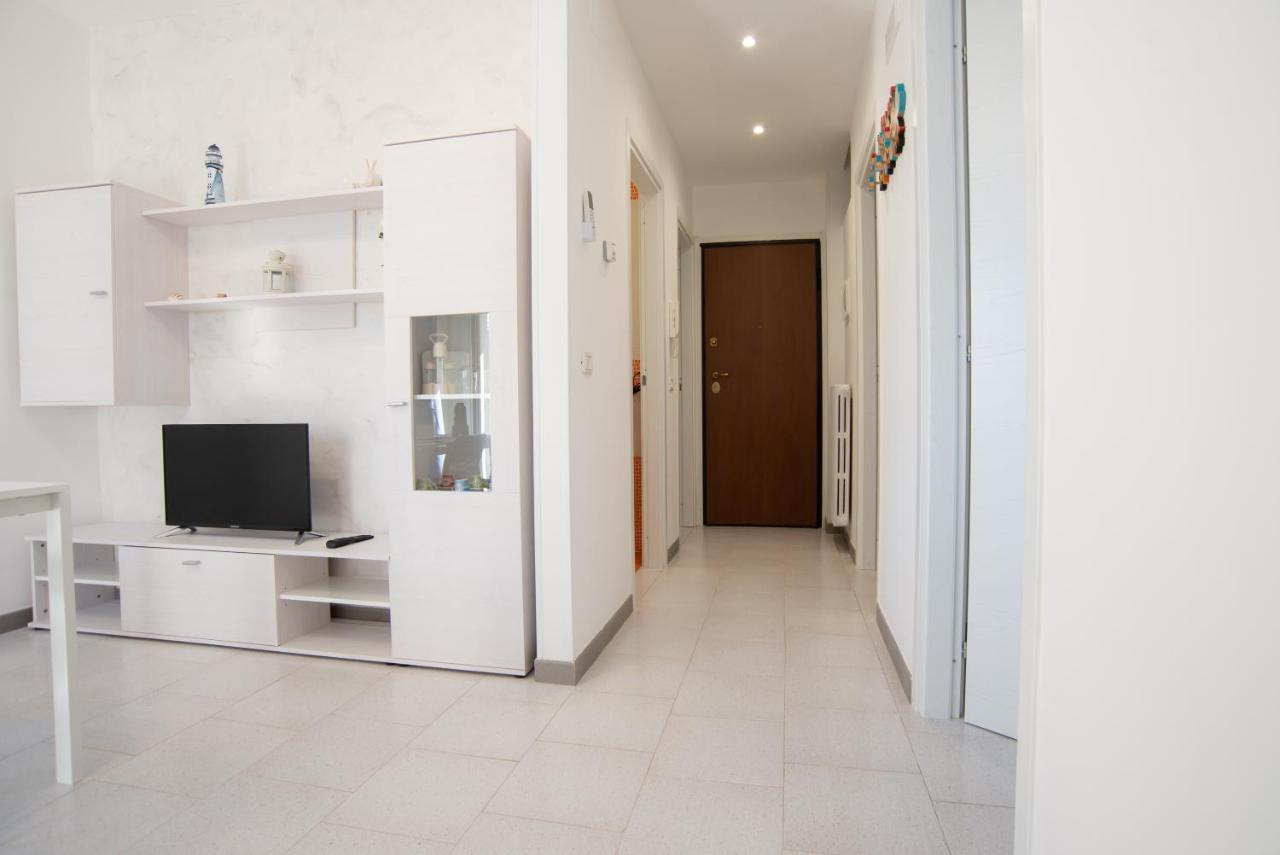 Chiale Holiday Apartments Поліньяно-а-Маре Екстер'єр фото